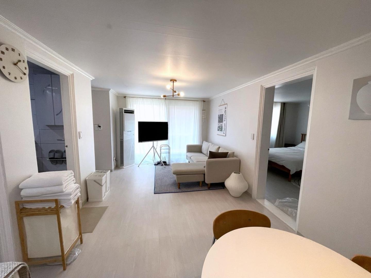 Apartment In Itaewon Seoul