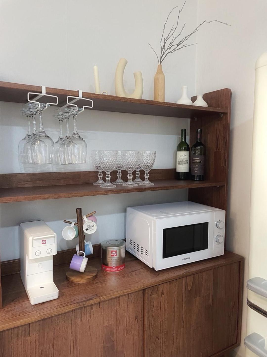 In Itaewon Apartment Seoul